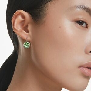 💚Swarovski Crystal Bella Drop Earrings